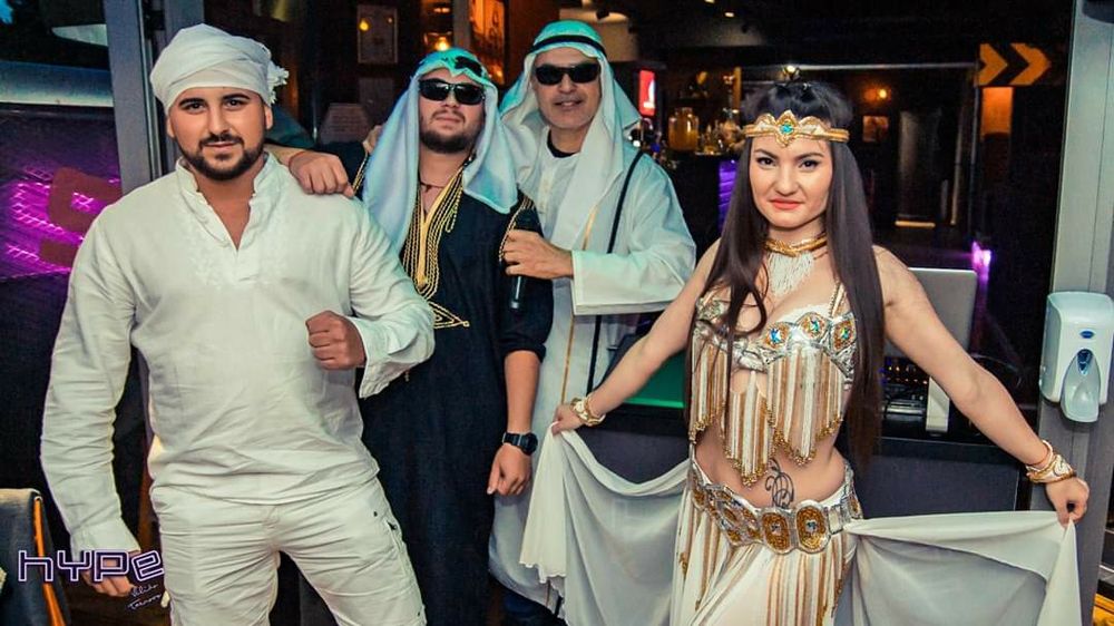 Танцьорки за участия и партита