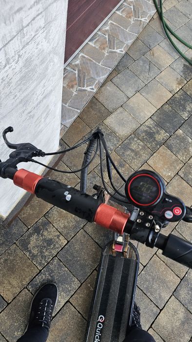 Trotineta QuickVolt9 defect