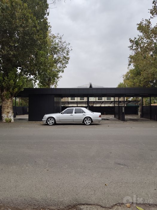 W 124 ideal holatda