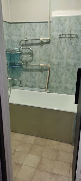 Куйлюк массив 2. 2,3-х комнатная.  52м². 1,5×6- балкон.