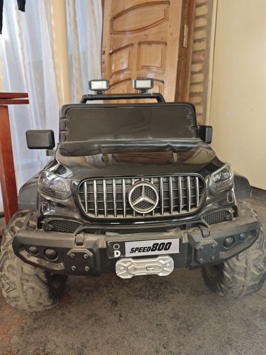 Mercedes baggi mashina