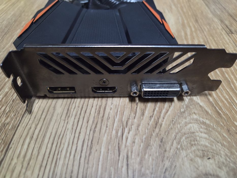 Видеокарта GF GTX1050Ti 4gb Gigabyte