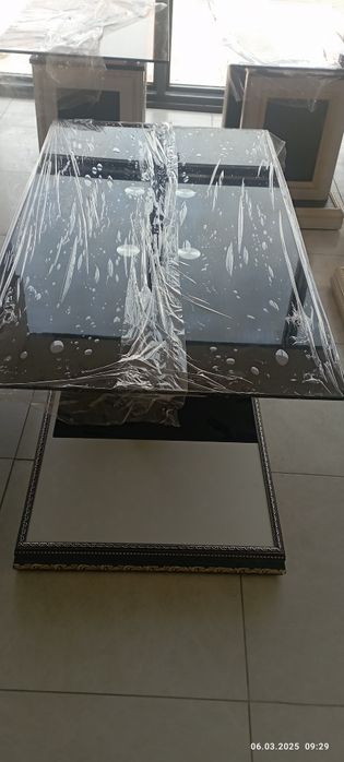 Телевизор  паставка   шиша  столлар