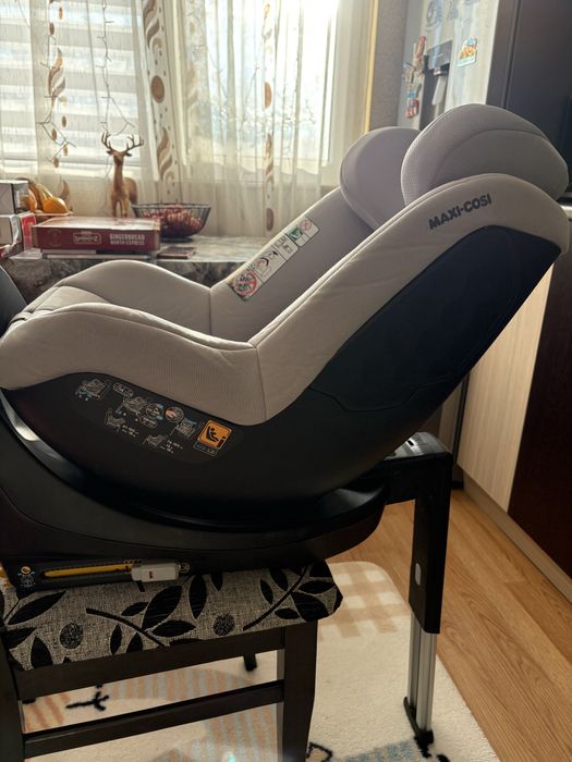 Детска столче за кола Maxi Cosi  Mica i- size 360 izofix