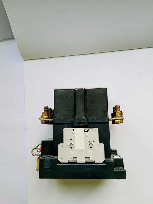 Контактор SIEMENS 3TK48 110V – силови контакти отлични