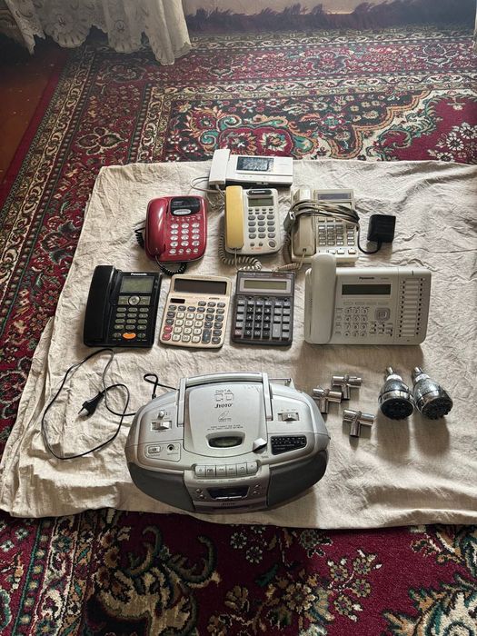 Продам домашние телефоны и рабочий магнитофон