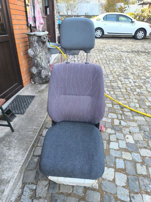 Scaun partea dreapta pt Mercedes sprinter 2002