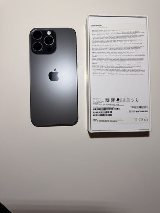 iPhone 15 Pro Max – Black Titanium | cutie completa