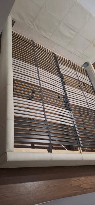 Двухспальная кровать IKEA