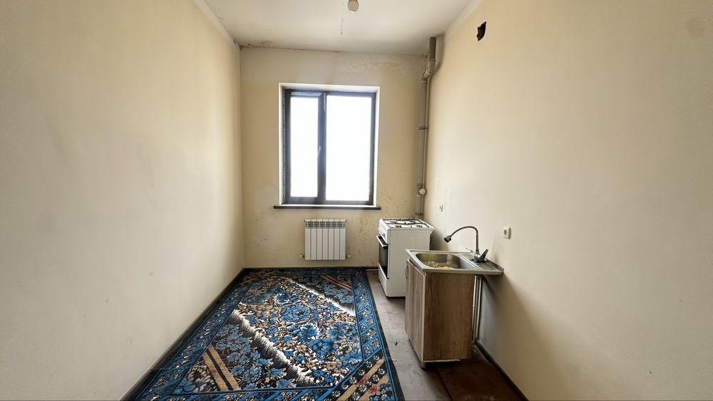 Срочно Поодаётся 2х комнатная квартира Вокзал Караван магазин 48 кв