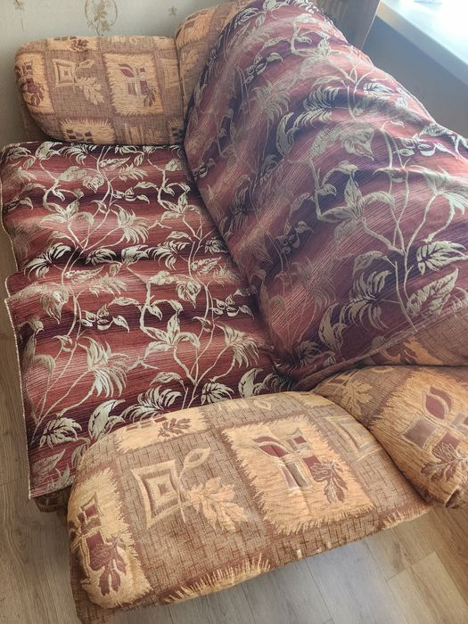 Продам диван и кресло