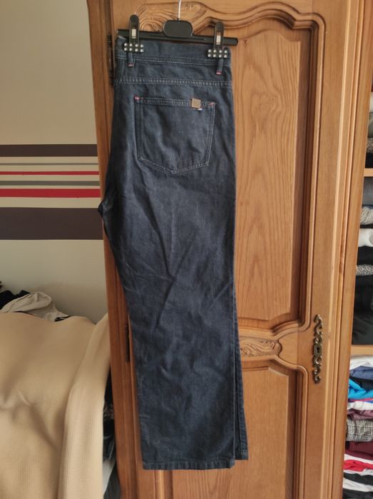 Pantalon blugi, diferite marimi, diferite modele