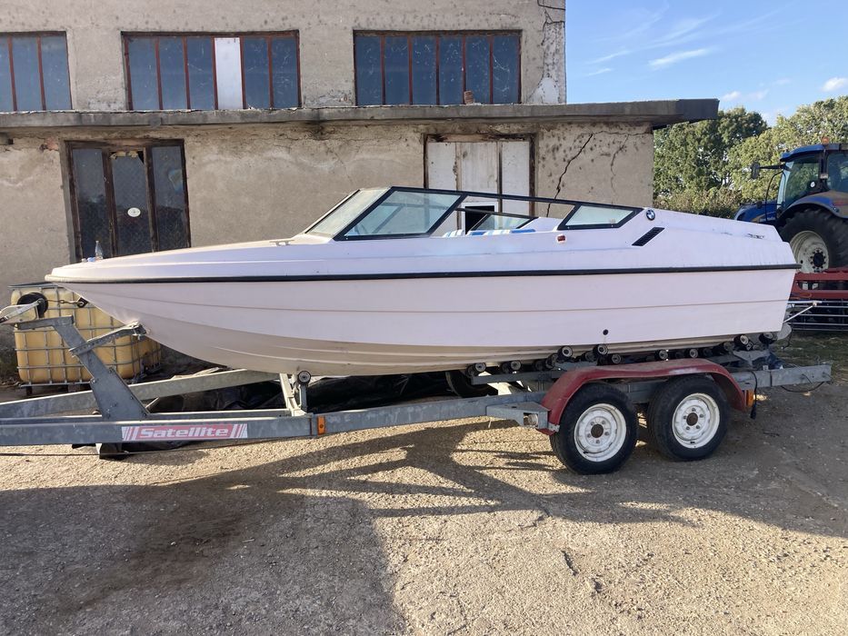 Лодка БАВАРИЯ 140к.с. E23