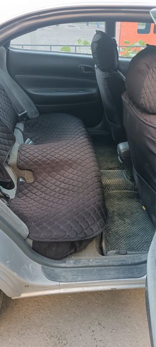 Продам машину Toyota corolla
