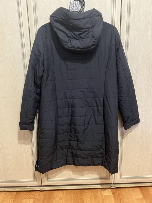 Демисезонный плащ 50-52 р