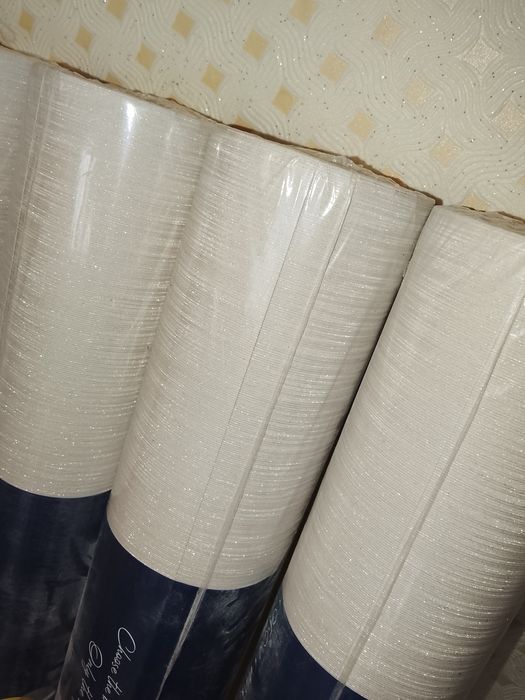 Обои метровые продам