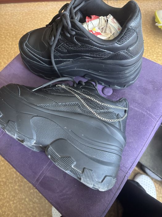 Дамски обувки на платформа от естестврна кожа 36 номер малко ползвани