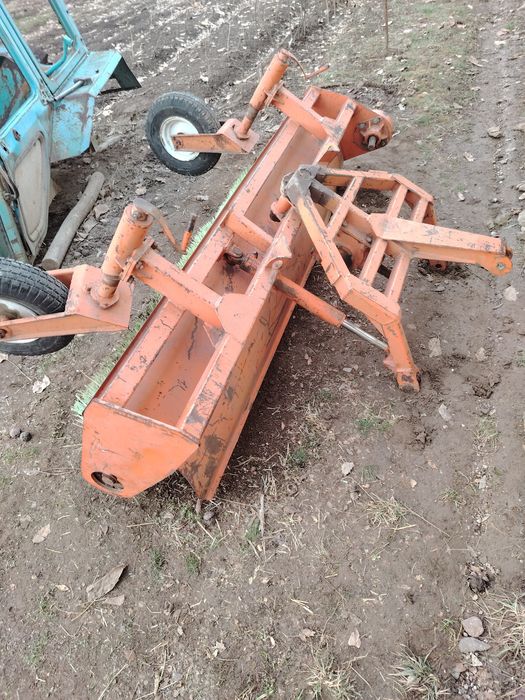 Щетка дорожная. Мтз