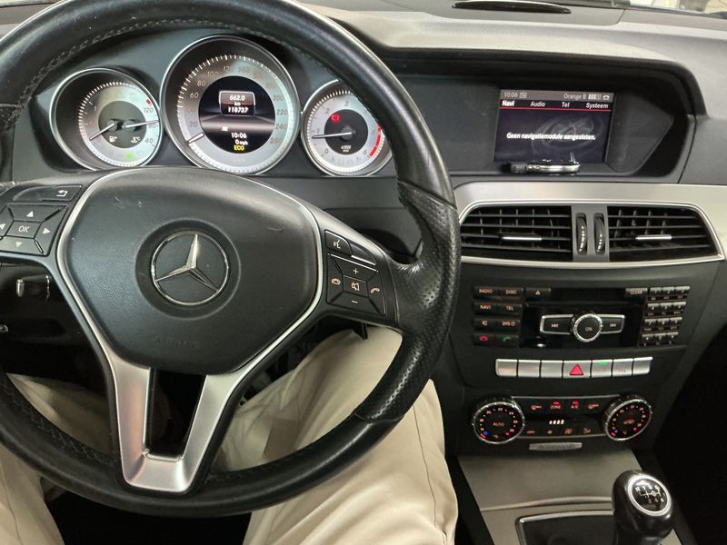 Mercedes-Benz C-Klasse C 220 CDI T BlueEfficiency Avantgarde 2013