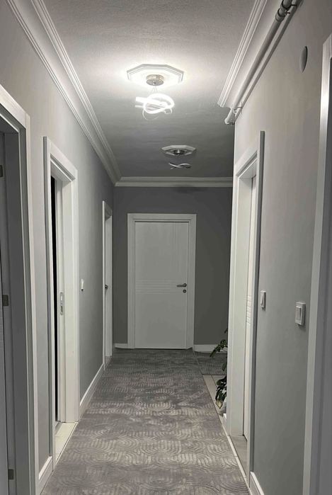 Луксозен лед / LED полилей с дистанционно