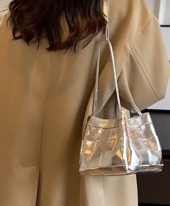 Продам женские сумочки