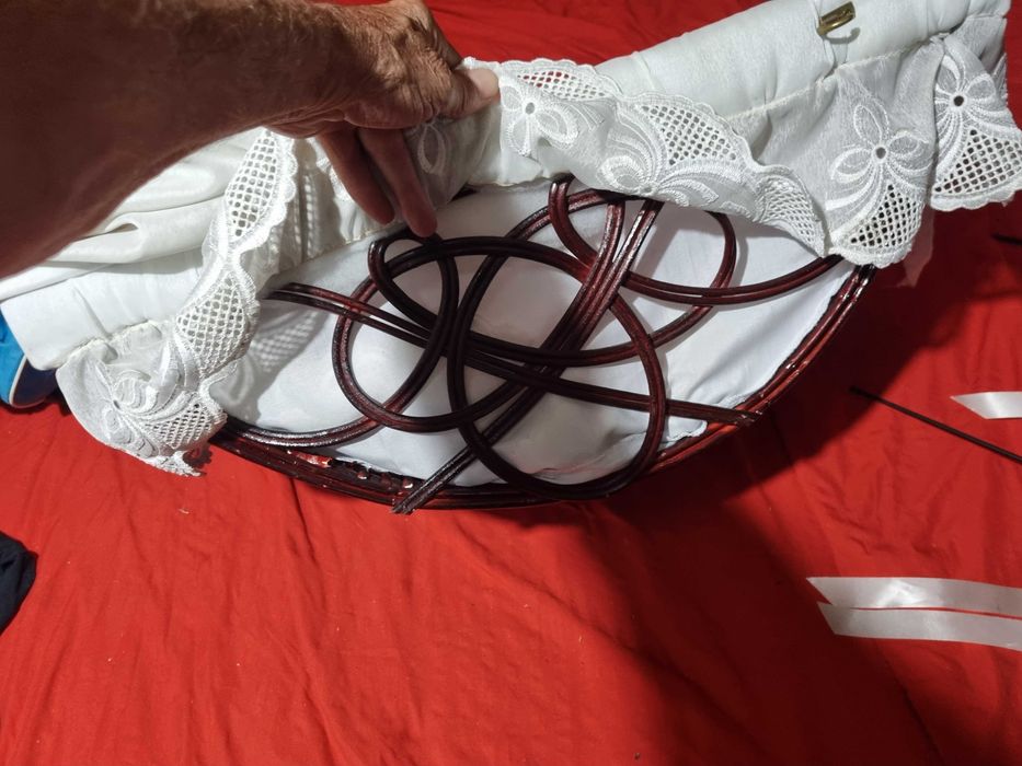 Cos  leagăn  din rafie pentru bebe