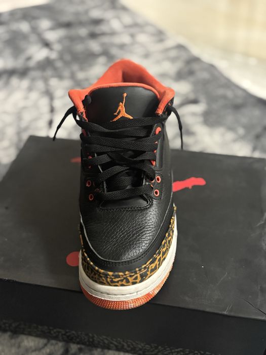 Jordan 3 orange kumkumquat