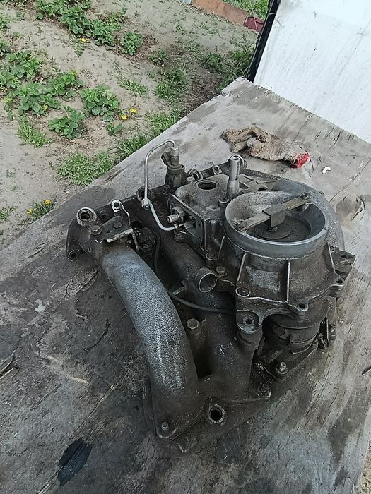 Впускной коллектор Мерседес