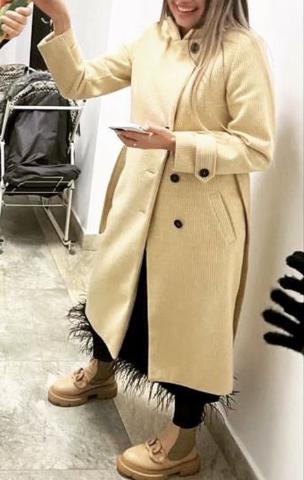 Продам пальто женское