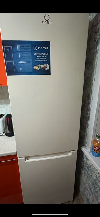 Продам холодильник