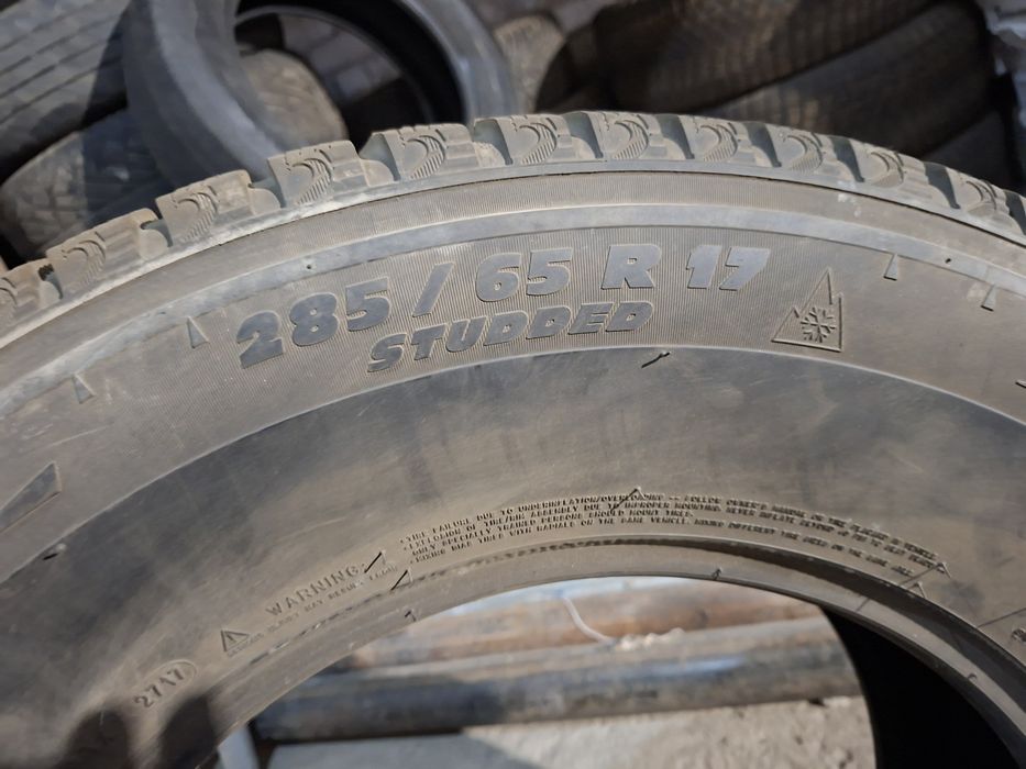 Зимняя резина 285.65R17