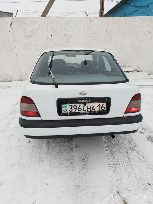 Продам nissan sunny n14
