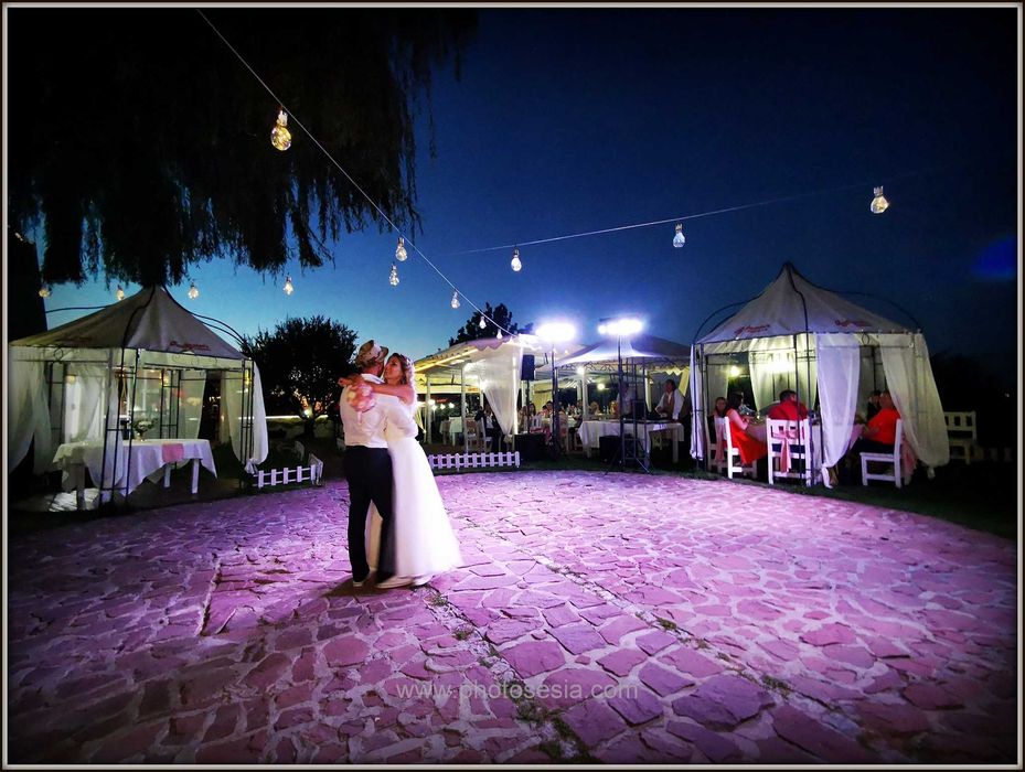 ВИДЕО или Фото на сватби  празненства  плюс Дрон сезон 2026