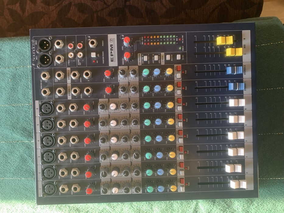 Миксер Soundcraft-като нов