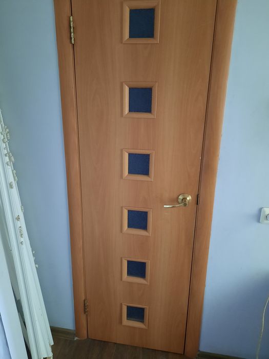 Двери в санузел 2 шт