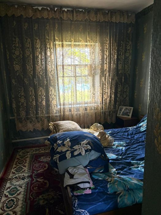 Продаётся дом, договорная.