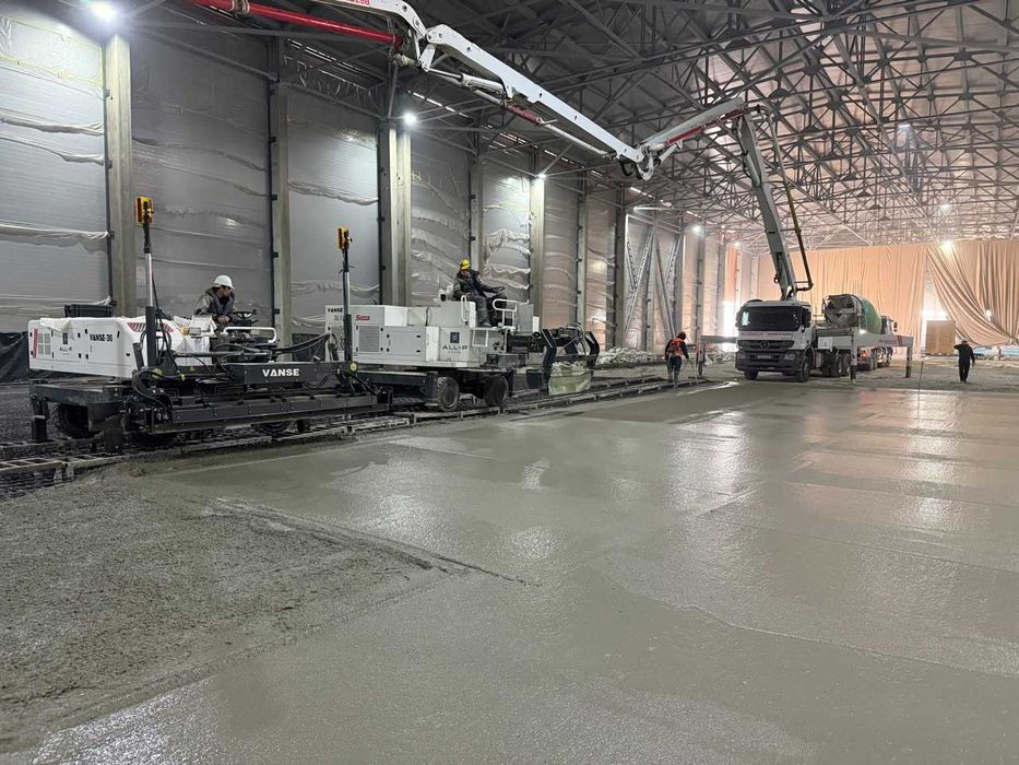 Промышленные бетонные полы  — стяжка, топпинг, эпоксид, полиуретан