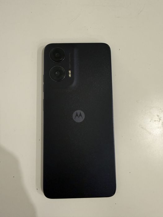 Телефон Moto g 35