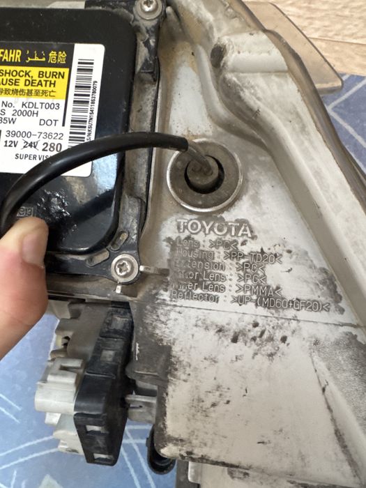 Фары camry 40 европейка 2006.г.в оригинал