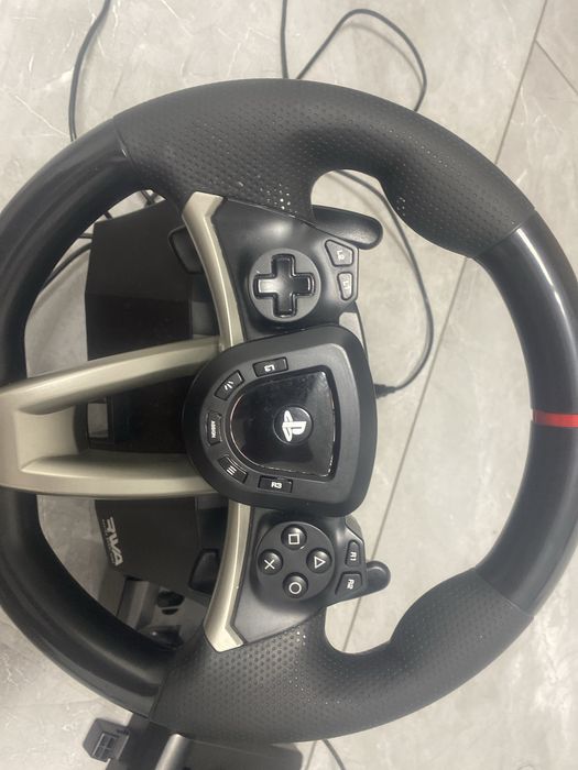 Volan hori compatibil la ps 2/5 si pc