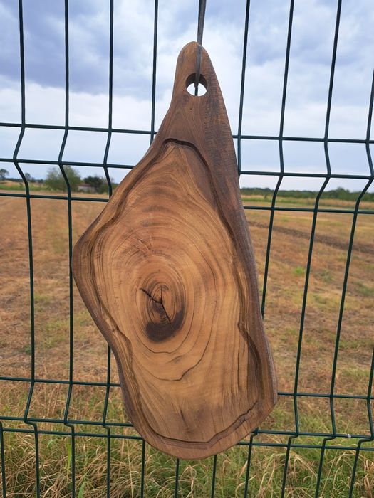 Поднос плато дъска за рязане на мезета .идеален подарък за празник