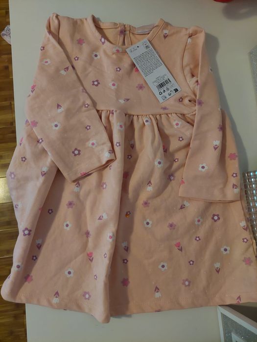 Fetita măsură 98...62 ron