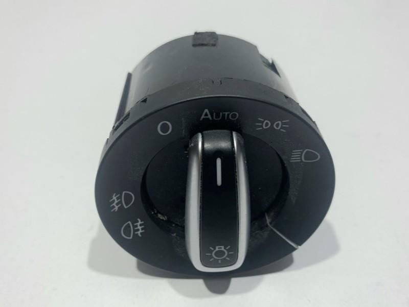 Bloc lumini Volkswagen Golf 6 3C8941431A