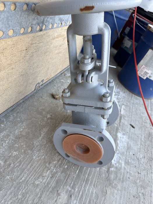 Продается задвижка