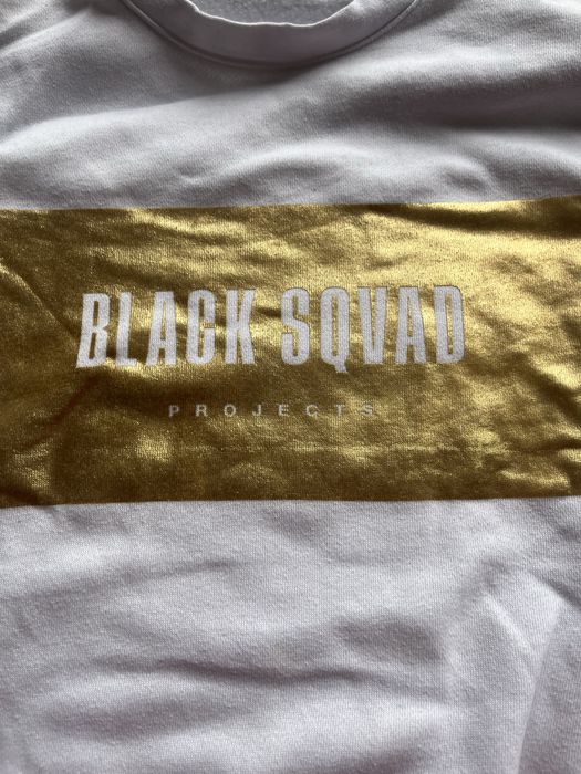 Бяла блуза/ суитшърт Black Squad размер ХС