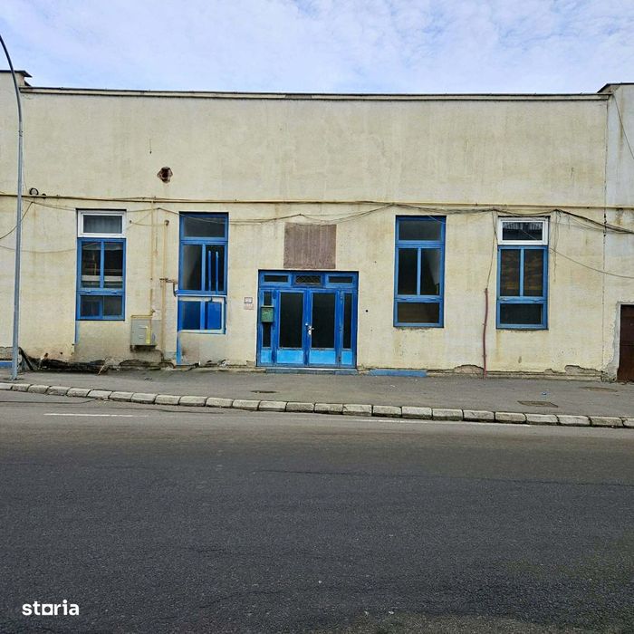 Inchiriere 900 mp zona Cocosul de Aur ideal pentru activitati sportive