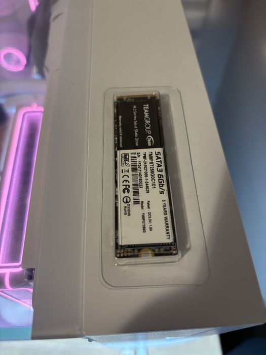 Геймърски компютър Ryzen 5 5600/RX580 8GB/12 Ram/256 ssd/500 hdd/600W