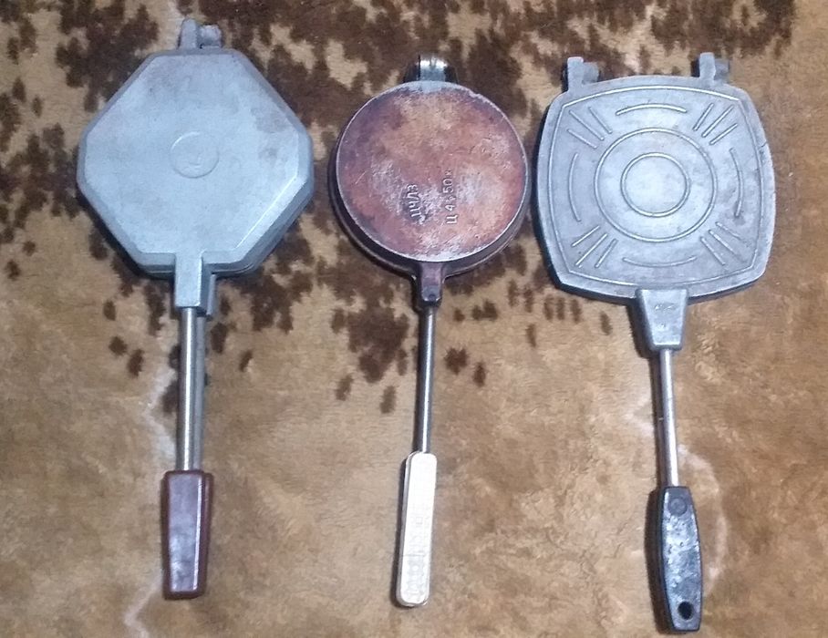 Продам вафильница орешница