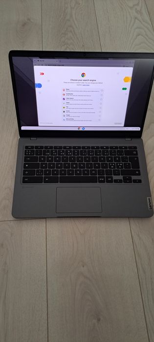 Laptop lenovo chromebook plus 8GB ram ,128 stocare