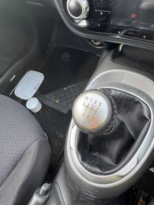 Dezmembrez Nissan Juke 1.5 dci cod motor K9K an fabricatie 2011